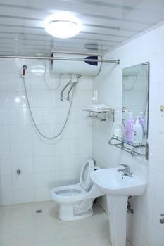 Tangfeng Art Hotel Shenyang North Railway Station מראה חיצוני תמונה